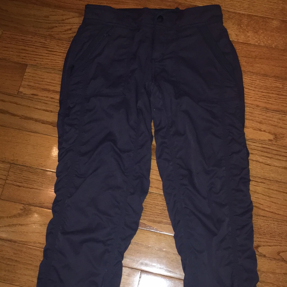 THE NORTH FACE PANTS Size 4